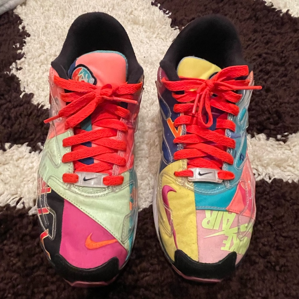 Nike Atmos x Air Max 2 Light QS